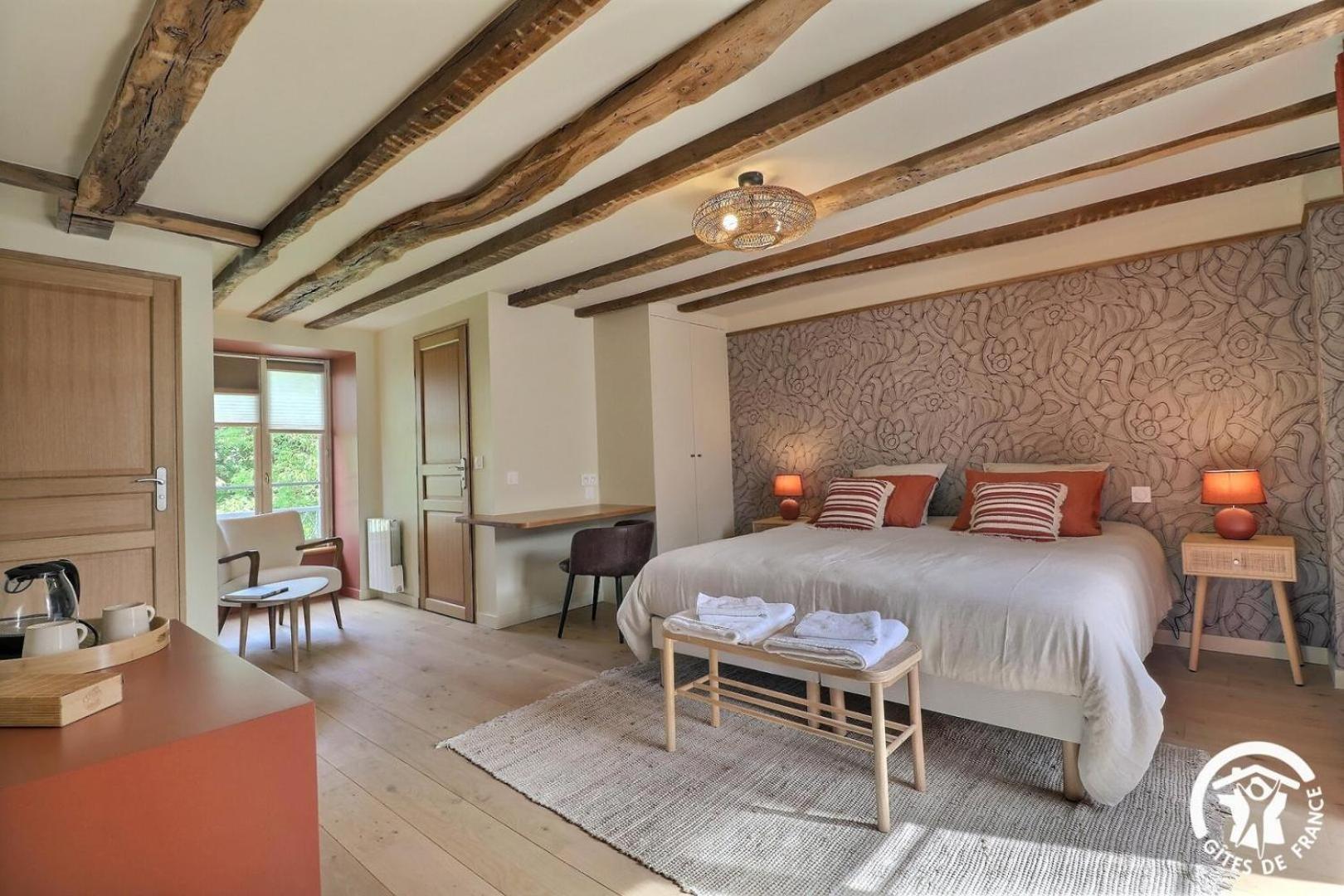 Bed and Breakfast Le Jardin De Quercus Bazouges-la-Pérouse Zewnętrze zdjęcie