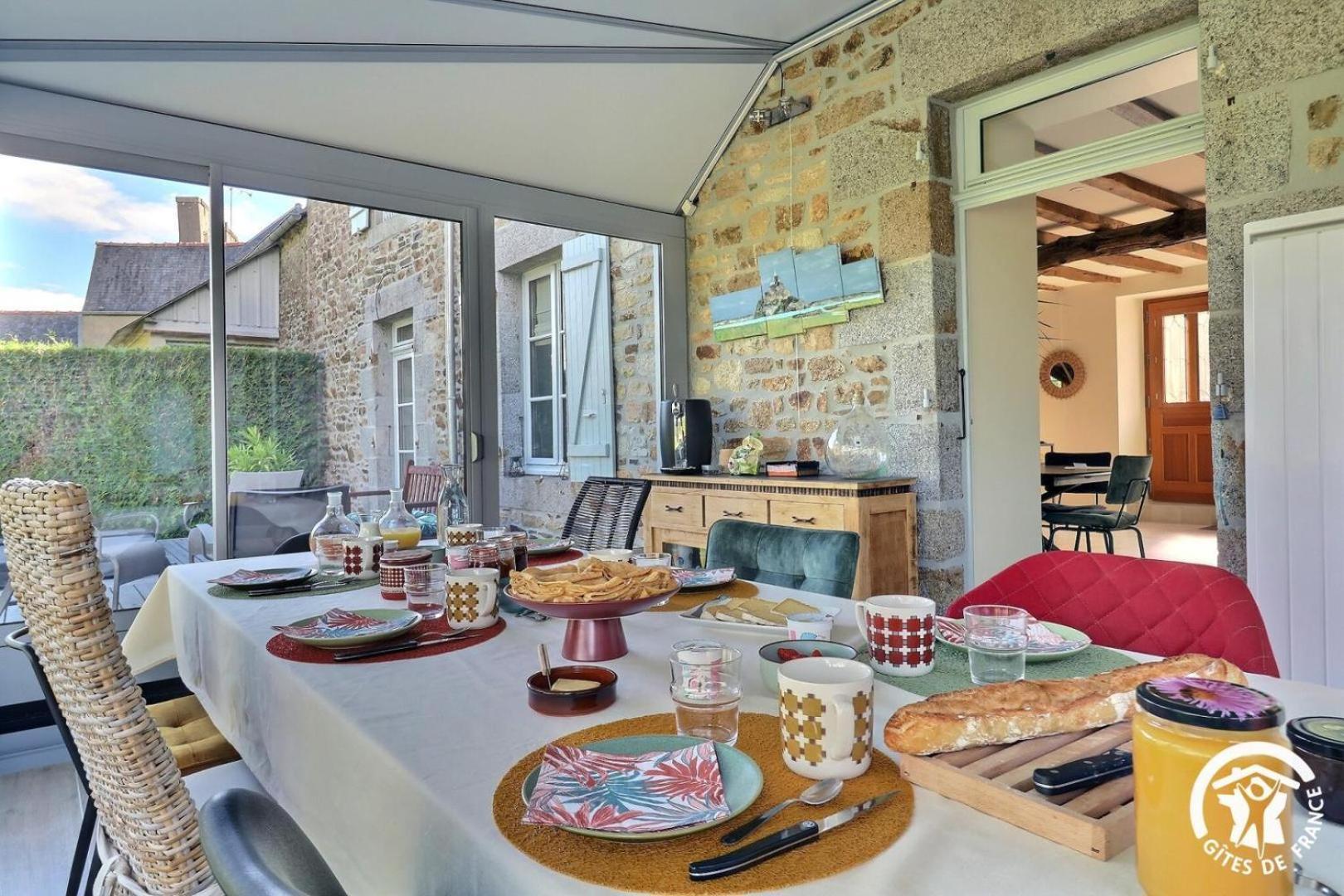 Bed and Breakfast Le Jardin De Quercus Bazouges-la-Pérouse Zewnętrze zdjęcie